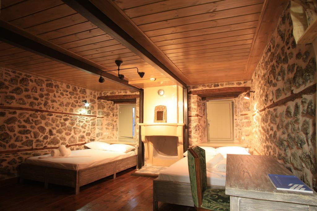 Bayiri Petit Pension Литокорон Екстериор снимка
