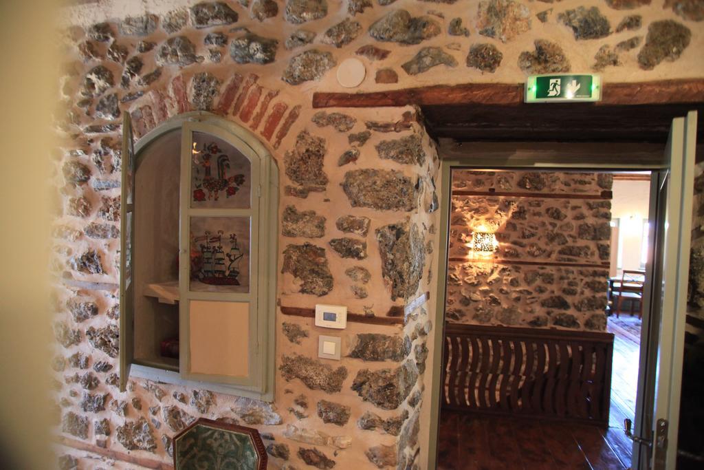 Bayiri Petit Pension Литокорон Екстериор снимка